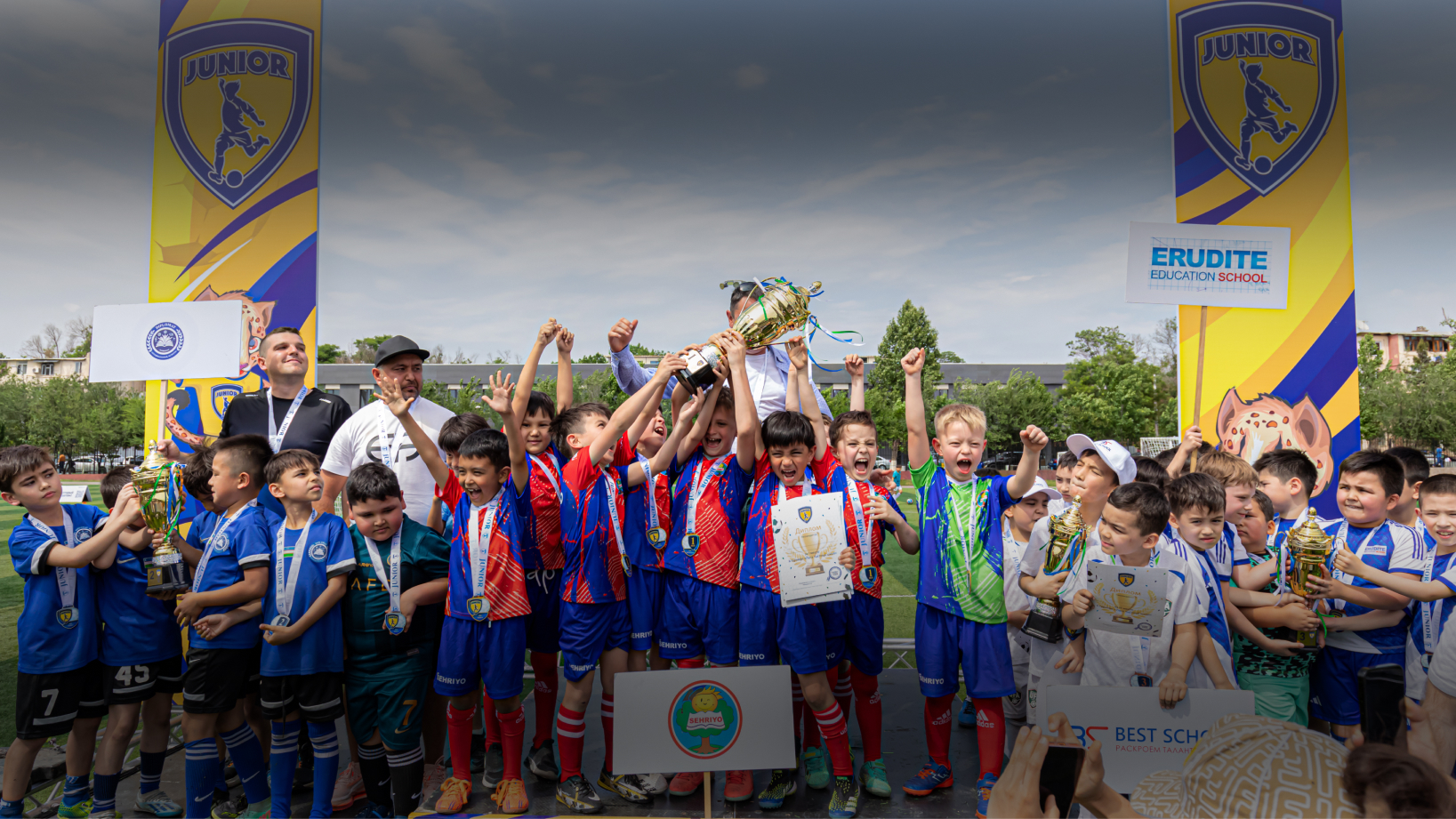 лига астных школ день 2